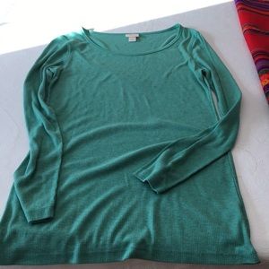 Green scoop neck long sleeve tee shirt.